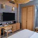 מלון Sarezya Luxury Boutique
