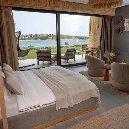 Sa'rezya فندق Çeşme