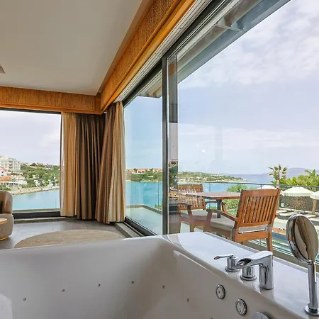 Sarezya Luxury Boutique Hotel 3*