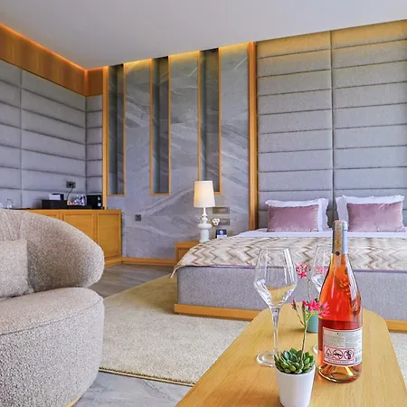 Sarezya Luxury Boutique Çeşme