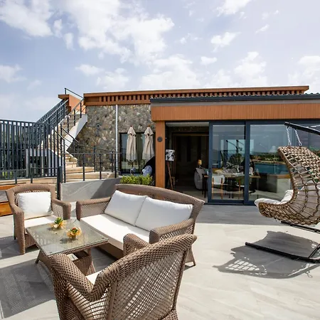 Sarezya Luxury Boutique Hotel