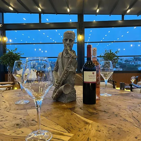 Ξενοδοχείο Sa'rezya