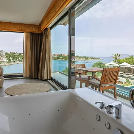 Sarezya Luxury Boutique Çeşme